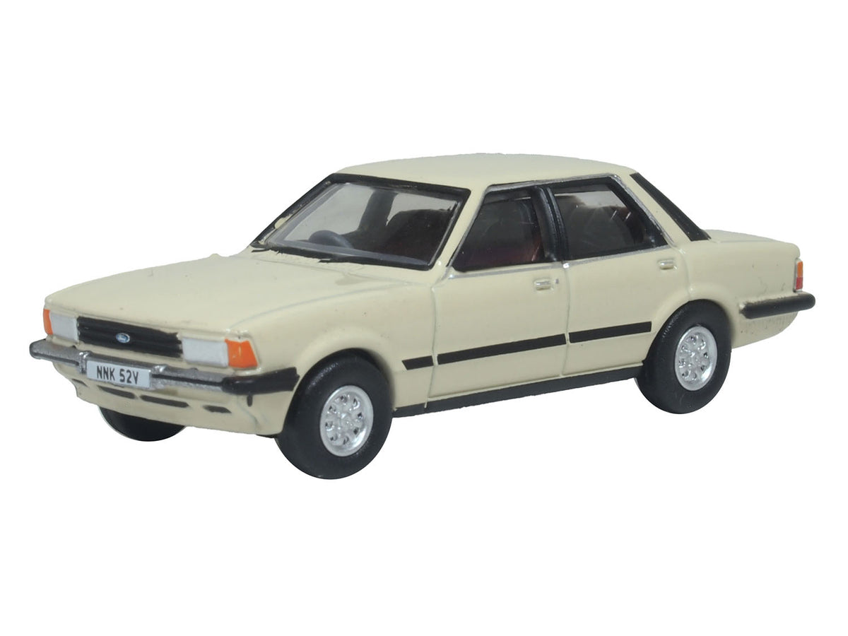 Ford Cortina Mk5 Cordoba Beige