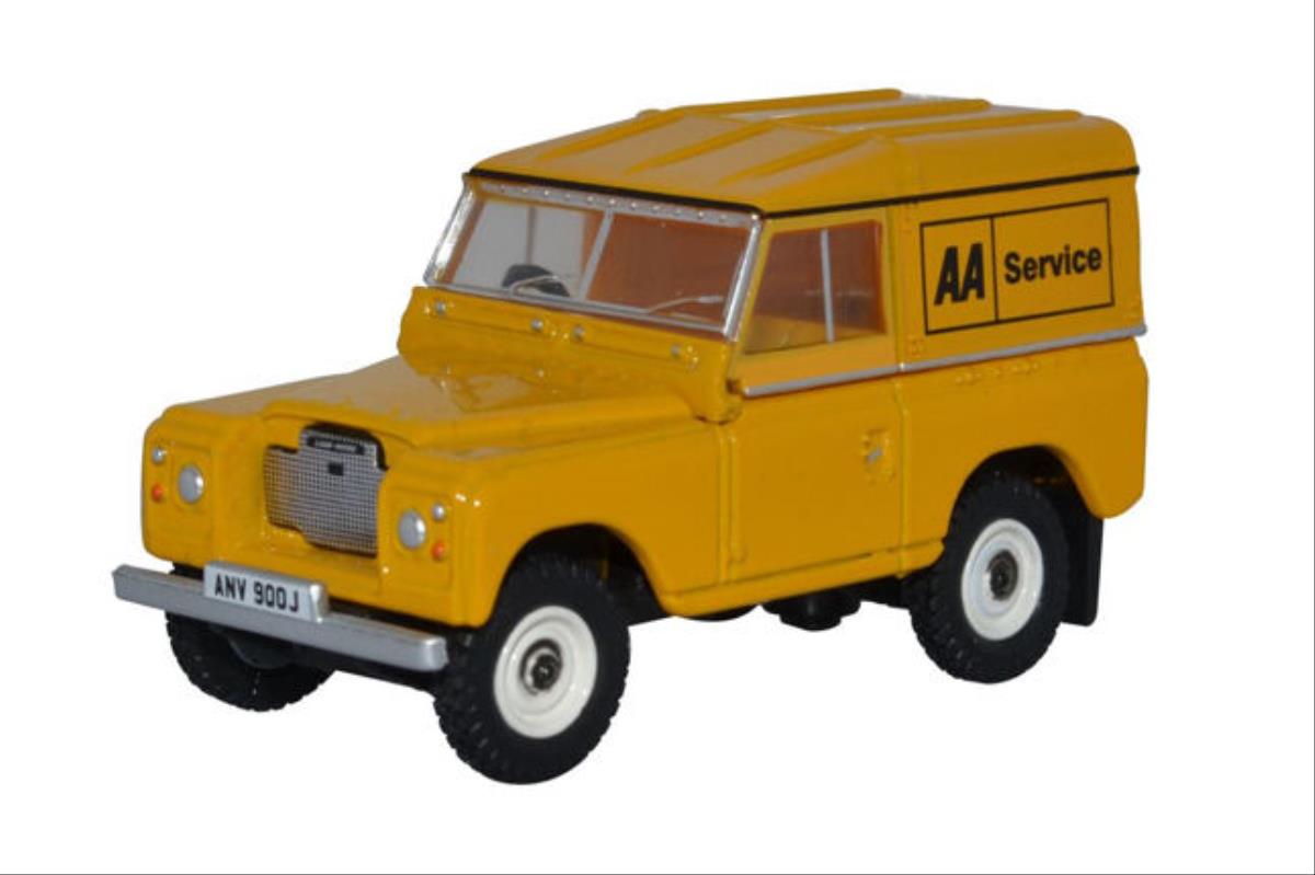 Oxford Diecast Land Rover Series III Hard Top AA OD76LR3S002