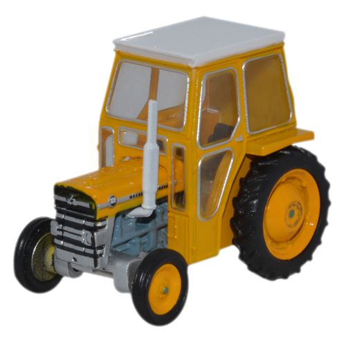 Oxford Diecast Massey Ferguson 135 Yellow OD76MF002