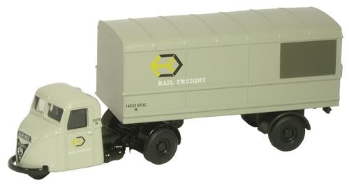 Oxford Diecast Scammell Scarab Van Trailer Railfreight OD76RAB003