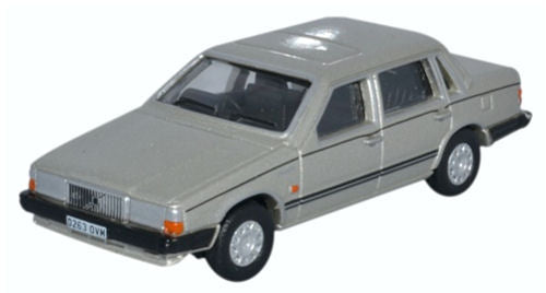 Oxford Diecast Volvo 760 Gold Metallic OD76VO001