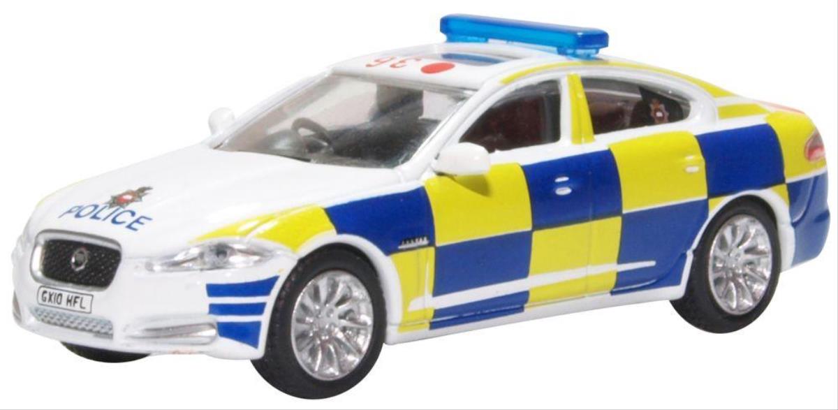 Oxford Diecast Jaguar XF Surrey Police OD76XF008