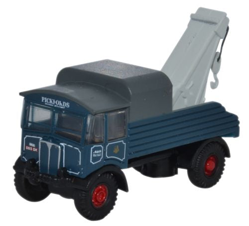 Oxford Diecast AEC Matador Pickfords ODNAEC002