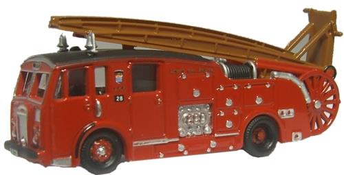 Oxford Diecast Dennis F12 Fire Engine London ODNDEN001