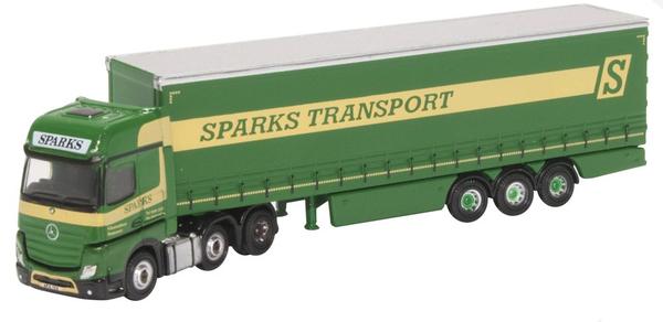 Oxford Diecast Mercedes Actros Curtainside Sparks ODNMB006