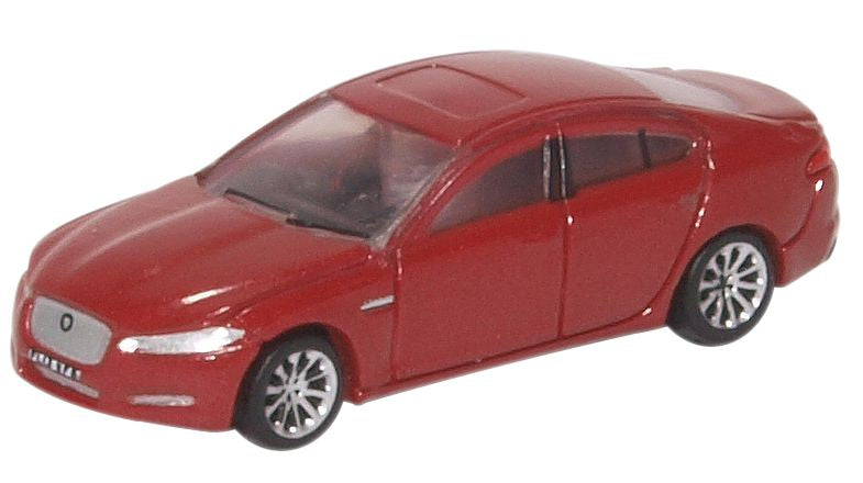 Oxford Diecast Jaguar XF Carnelian Red ODNXF001