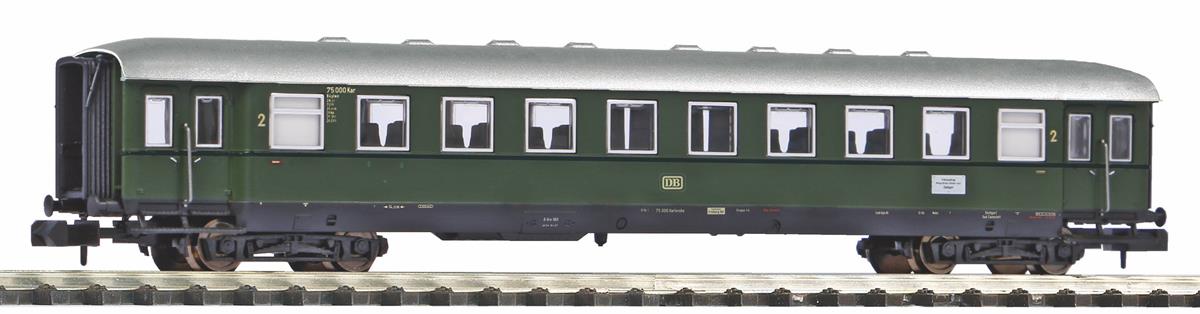 Piko DB 2nd Class Skirted Coach III PK40624