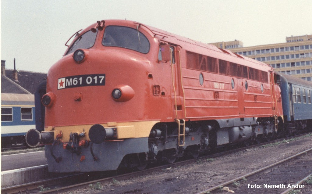 Piko Expert MAV M61 Diesel Locomotive IV PK52480