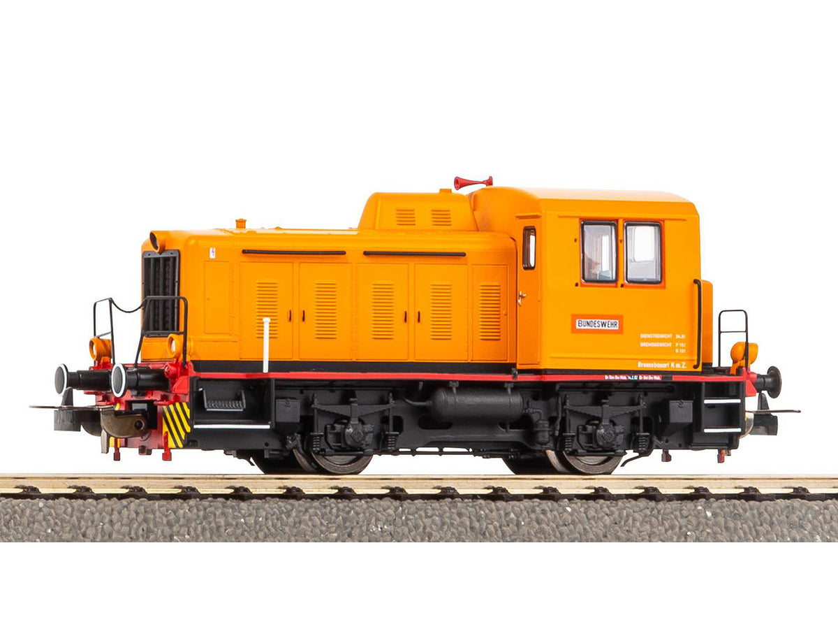 Piko Expert Bundeswehr TGK2 Diesel Locomotive V PK52749