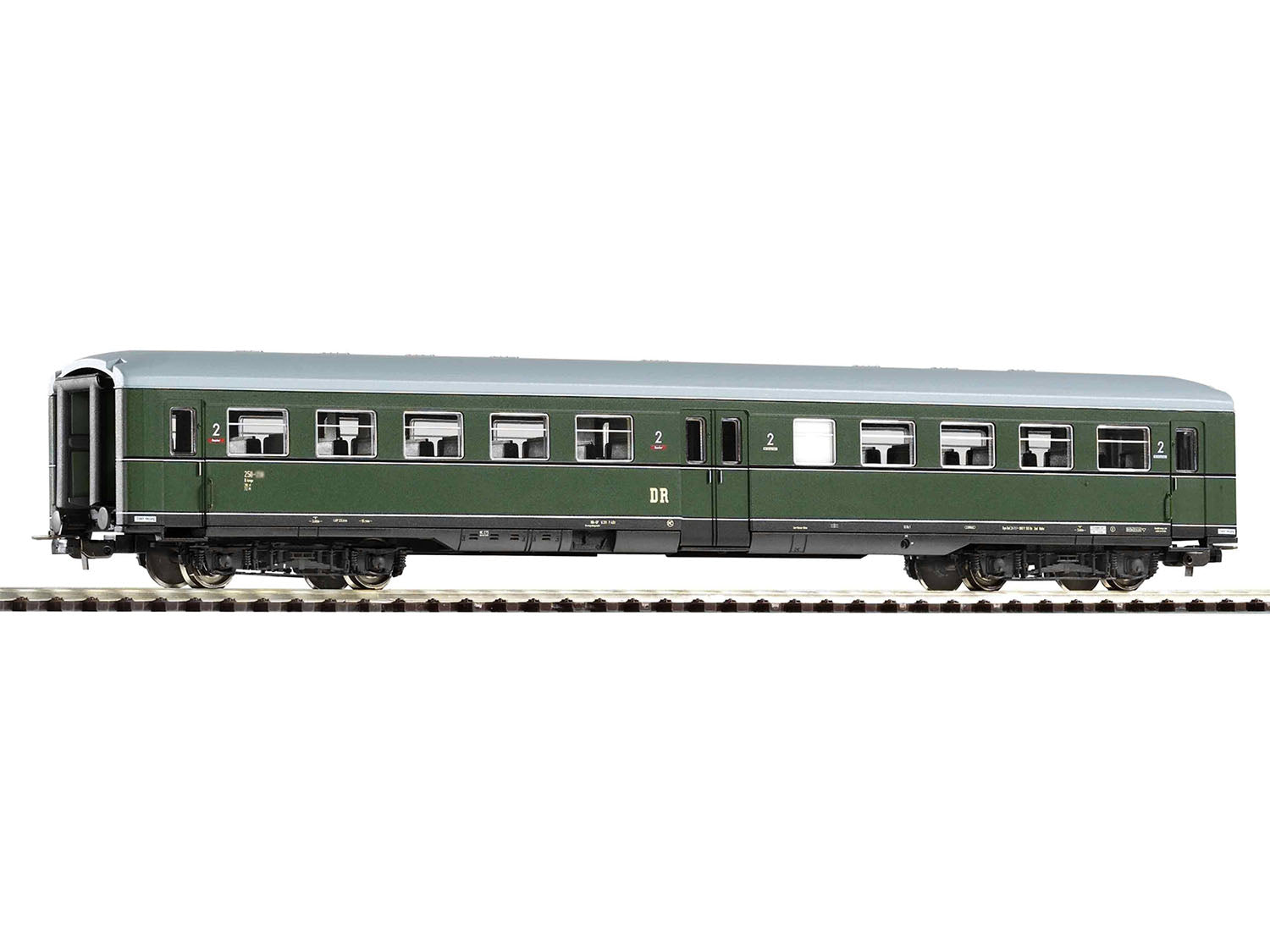 Piko Classic DR B4mge 2nd Class Coach III PK53353