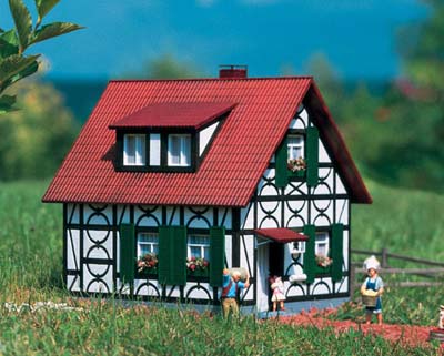 Piko Frank's Timbered House Kit PK62053