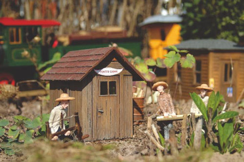 Piko Log Cabins (2) Kit PK62261