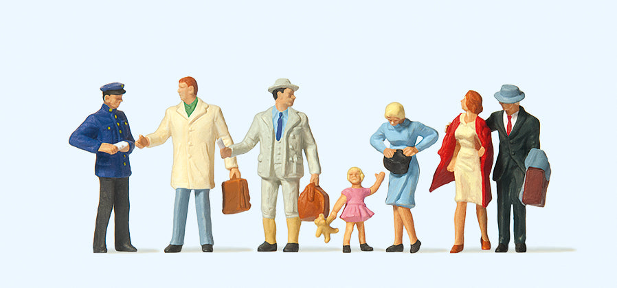 Preiser Passengers At The Platform Gate (7) Exclusive Figure Set PR10029