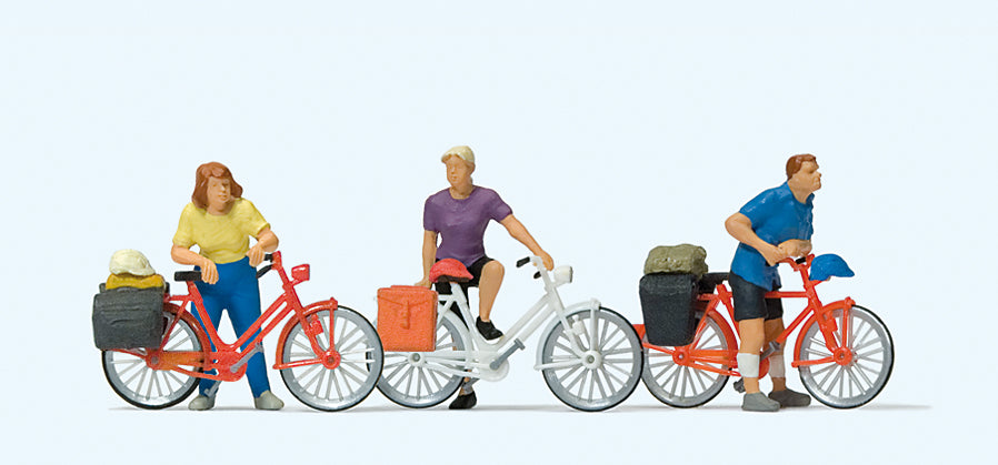 Preiser Cyclists Waiting at Level Crossing (3) Exclusive Figure Set PR10637