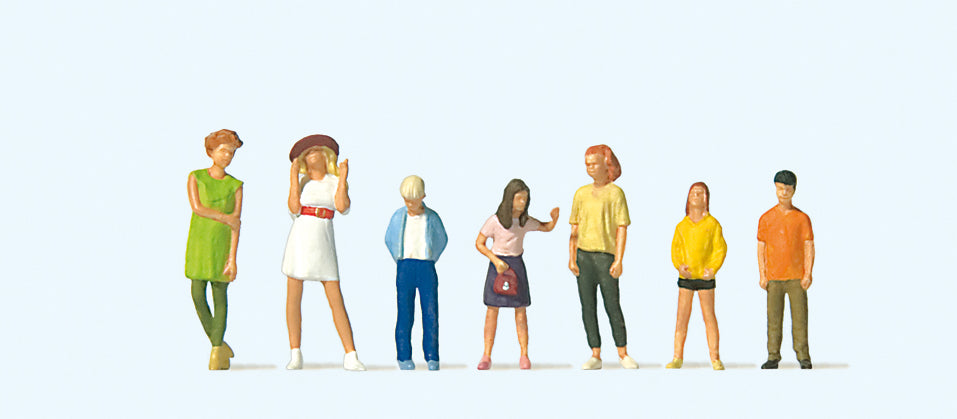 Preiser Standing Youths (7) Exclusive Figure Set PR10698