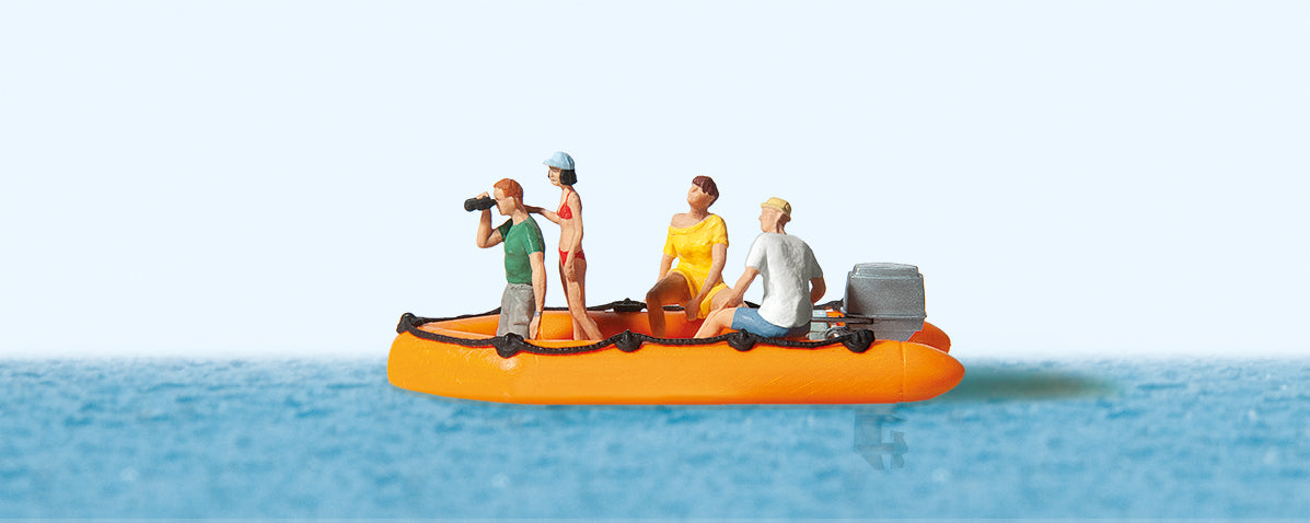 Preiser Family in Rubber Dinghy (4) Exclusive Figure Set PR10764