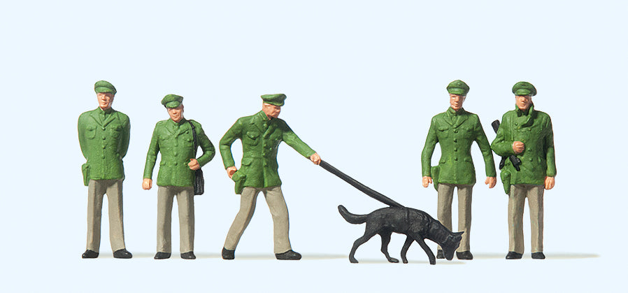 Preiser Policemen (5) and Dog Standard Figure Set PR14008
