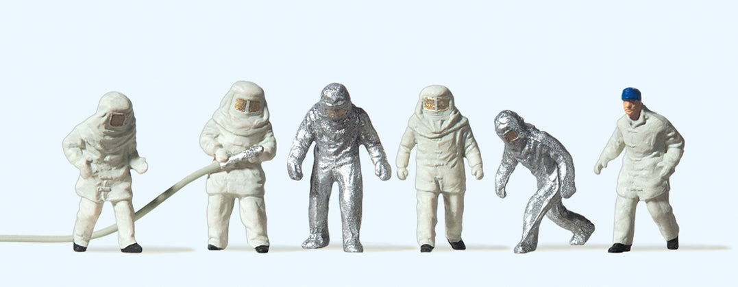 Preiser Firemen in Chemical Suits (6) Standard Figure Set PR14205