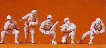 Preiser German Reich 1939-45 PAK40 Anti-Tank Gunners (5) Kit PR16539