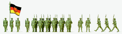 Preiser GDR NVA Guard Battalion (25) Kit PR16593
