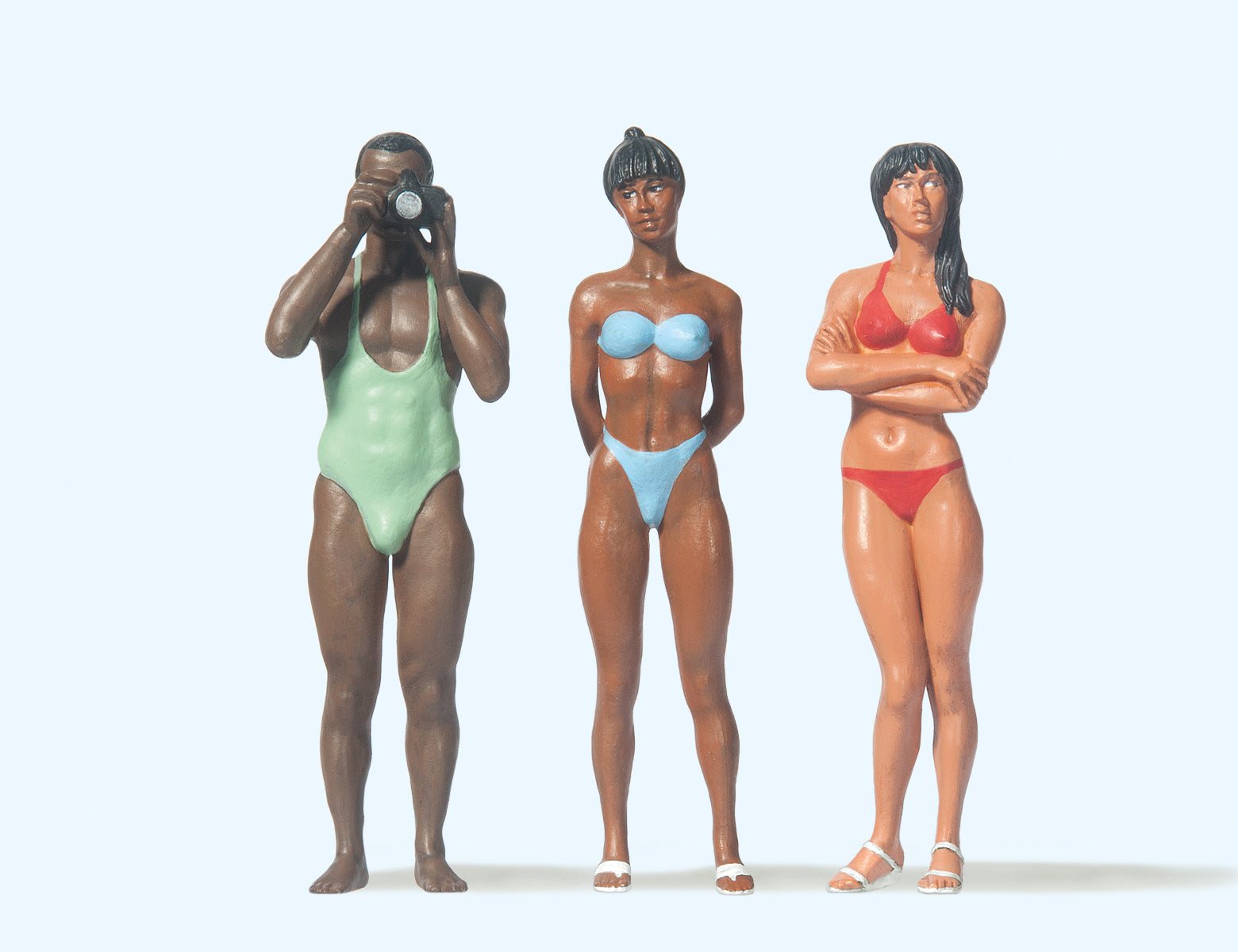 Preiser Photographer and Bathers (2) Figure Set PR45013