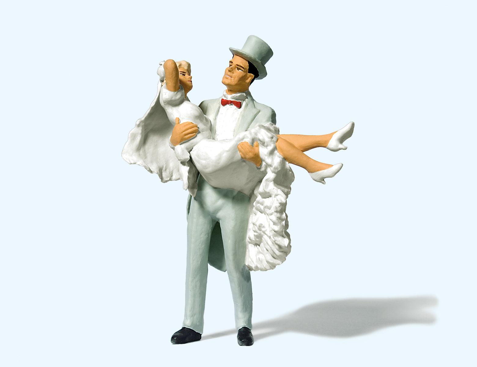 Preiser Groom Carrying Bride Figure Set PR45044