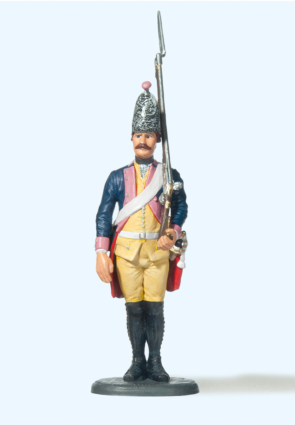 Preiser Prussian (1756) 7 Grenadier Standing Gun Shouldered Figure PR54122