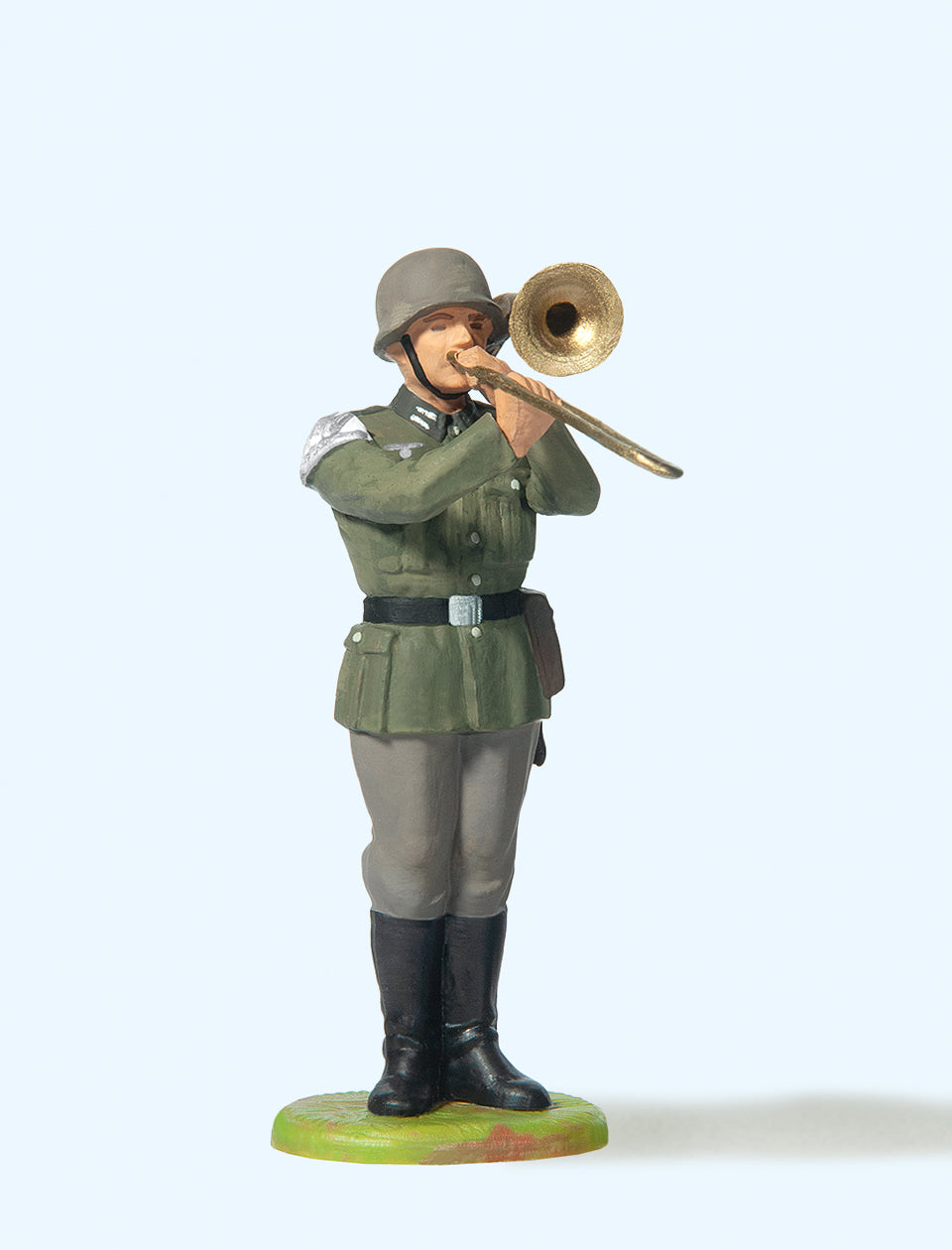 Preiser German Reich 1939-45 Trombonist Standing Figure PR56033