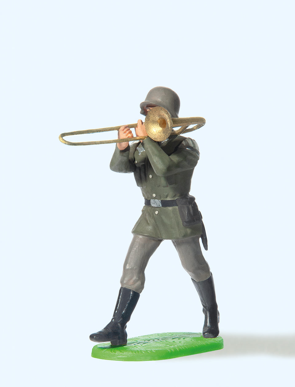 Preiser German Reich 1939-45 Trombonist Marching Figure PR56083