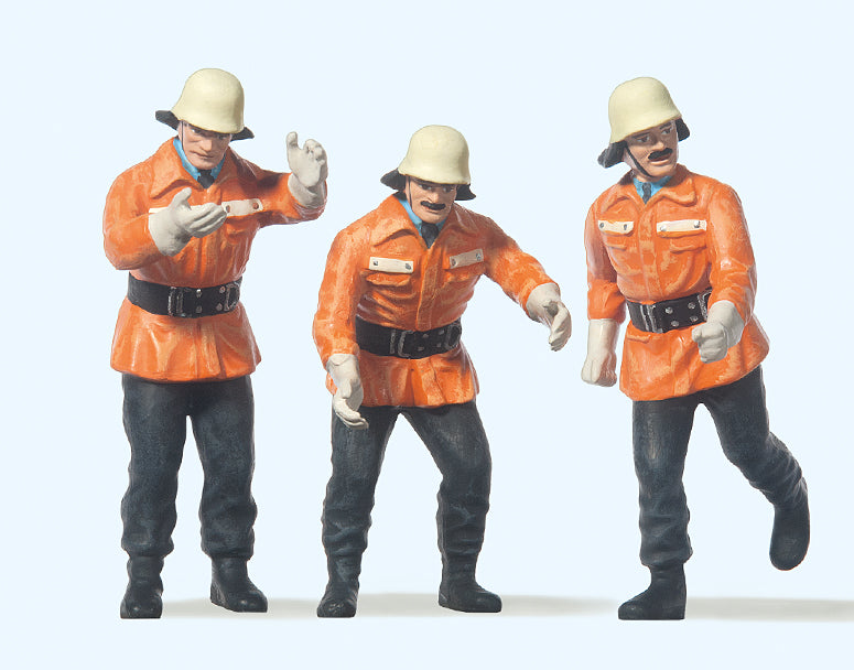 Preiser German Firemen in Action Circa 1985 (3) Figure Set PR57563