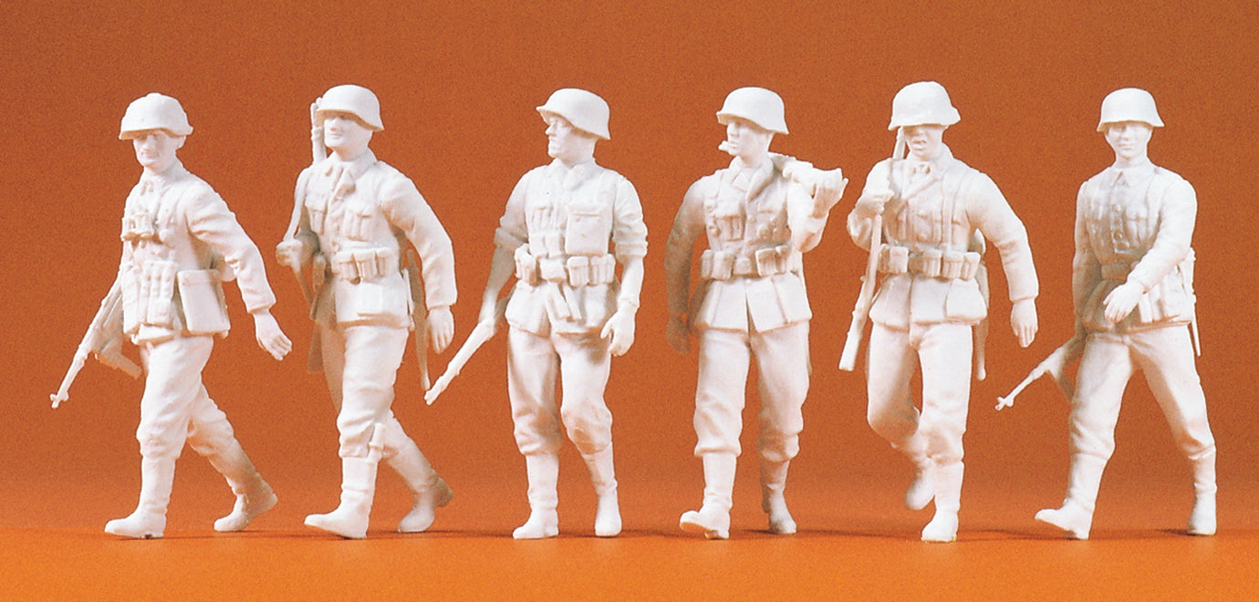 Preiser German Reich 1939-45 Advancing Infantry (6) Kit PR64004