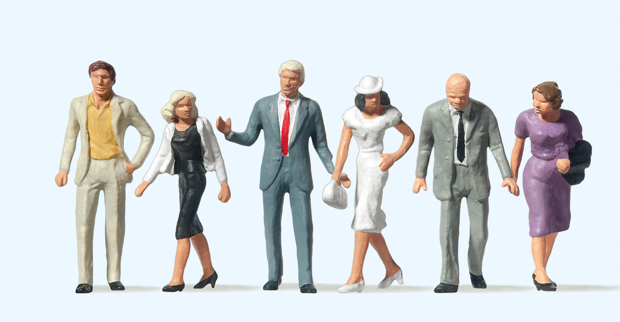 Preiser Passers By Walking (6) Figure Set PR65322