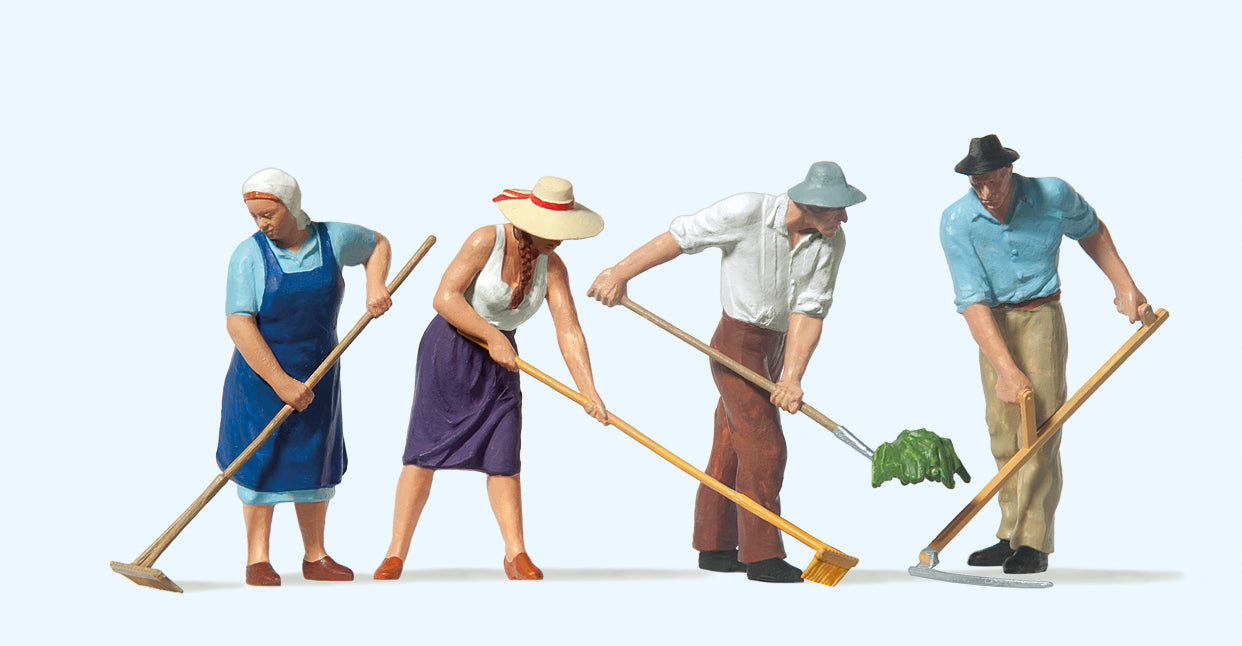 Preiser Hay Harvesters (4) Figure Set PR65341