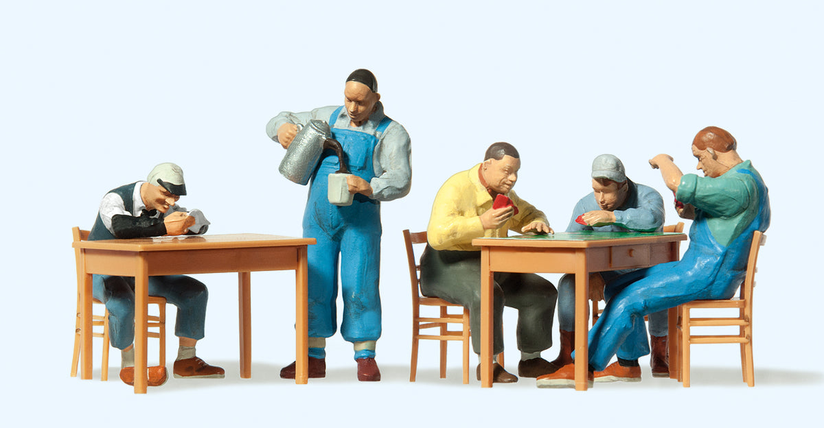 Preiser American Railroad Personnel on a Break (5) Figure Set PR65357