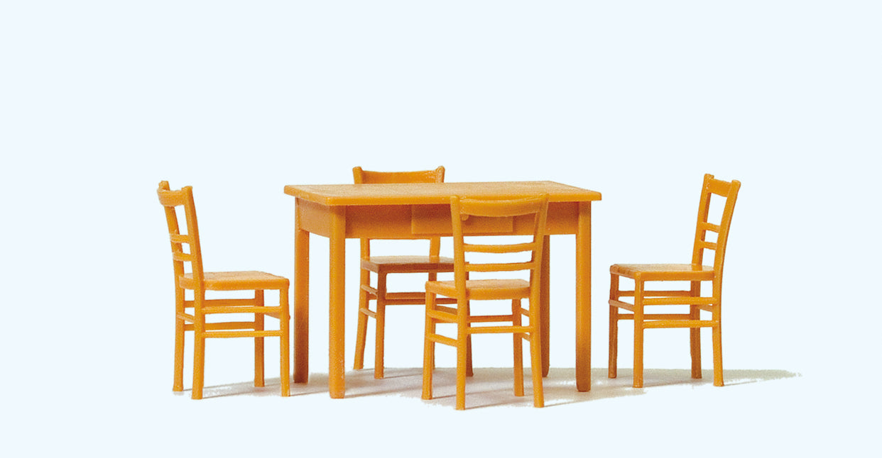 Preiser Table and Chairs Kit PR65809