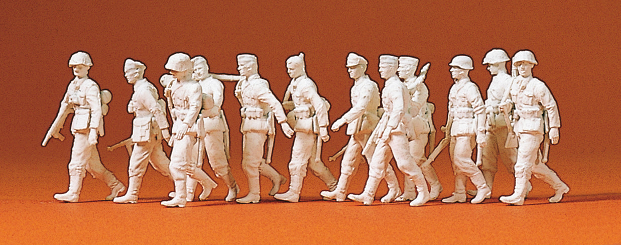 Preiser German Reich 1939-45 Advancing Infantry (12) Kit PR72504