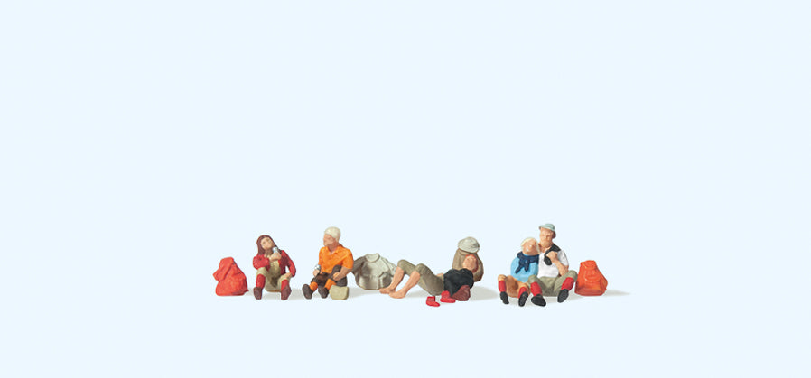 Preiser Wanderers Resting (6) Figure Set PR79159