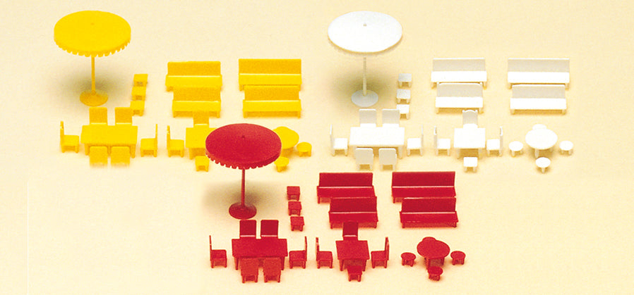 Preiser Tables/Chairs/Sunshades Kit PR79554