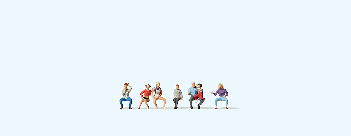 Preiser Grandfather with Grandchildren (6) Figure Set PR88557