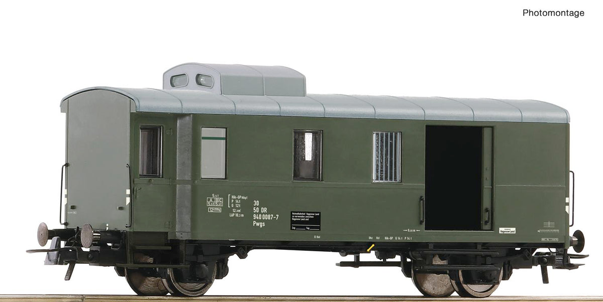 Roco DR Freight Baggage Wagon IV RC74225