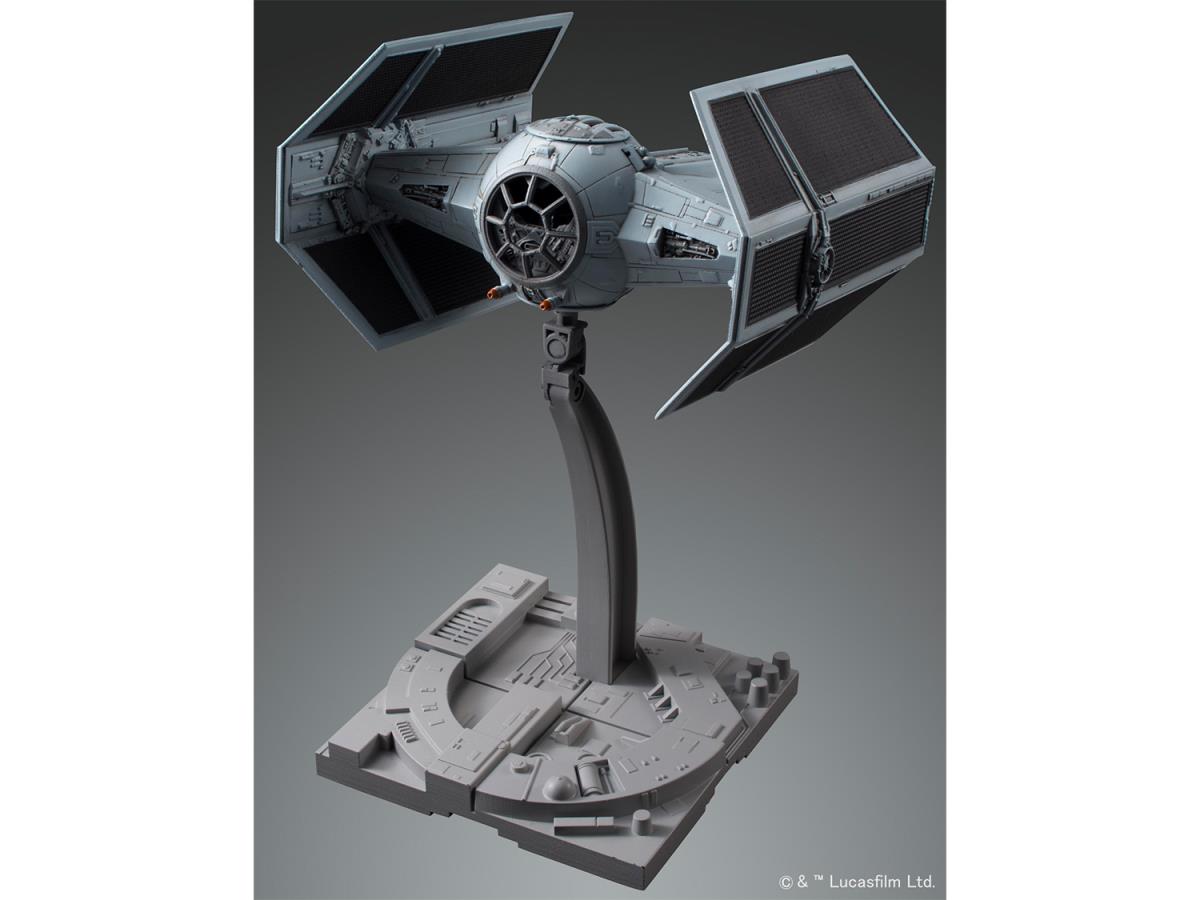 Revell Bandai Star Wars Darth Vader&#39;s TIE Fighter (1:72 Scale) RL01214