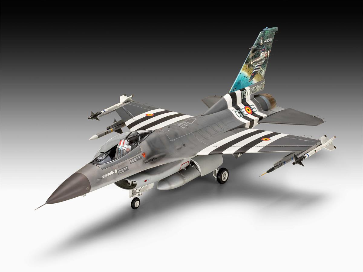 Revell US F-16 Falcon 50th Anniversary (1:32 Scale) RL03802