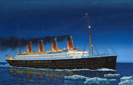 Revell RMS Titanic (1:700 Scale) RL05210