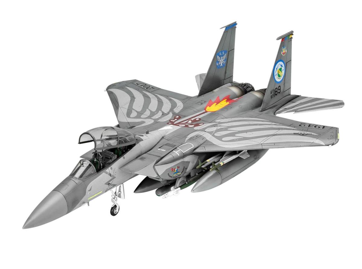 Revell US F-15E Strike Eagle Model Set (1:72 Scale) RL63841