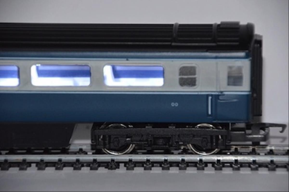 Train Tech Automatic Coach Lighting Cool White Faulty Flickering Tube TTCL31