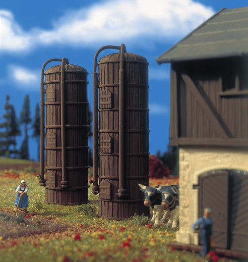 Vollmer Farm Silos (2) Kit VO43743