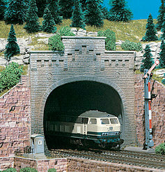 Vollmer Double Track Larger Tunnel Portal (2) VO47813