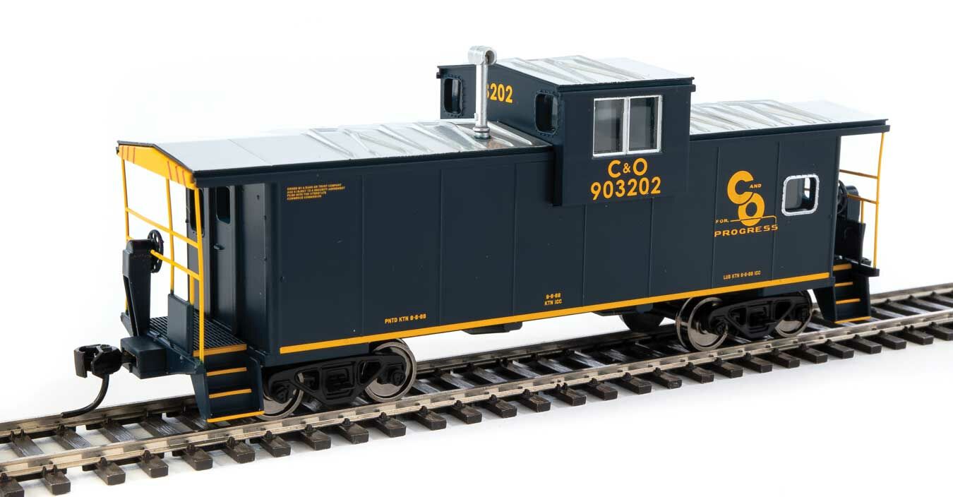 Walthers Mainline International Extd Wide Vision Caboose C&O 903226 WH910-8711