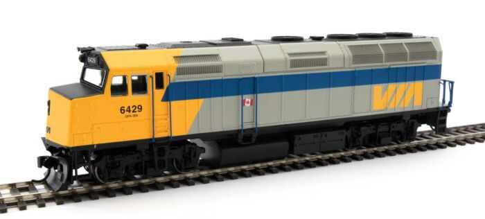 Walthers Mainline EMD F40PH Locomotive VIA 6438 WH910-9476