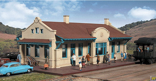 Walthers Cornerstone Mission Style Depot Kit WH933-2920